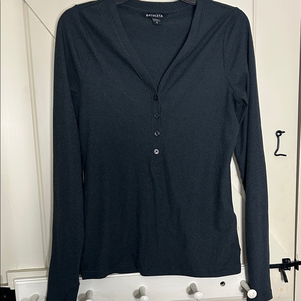 Athleta Charcoal Grey Long Sleeve Women's Henley V Neck Size Small